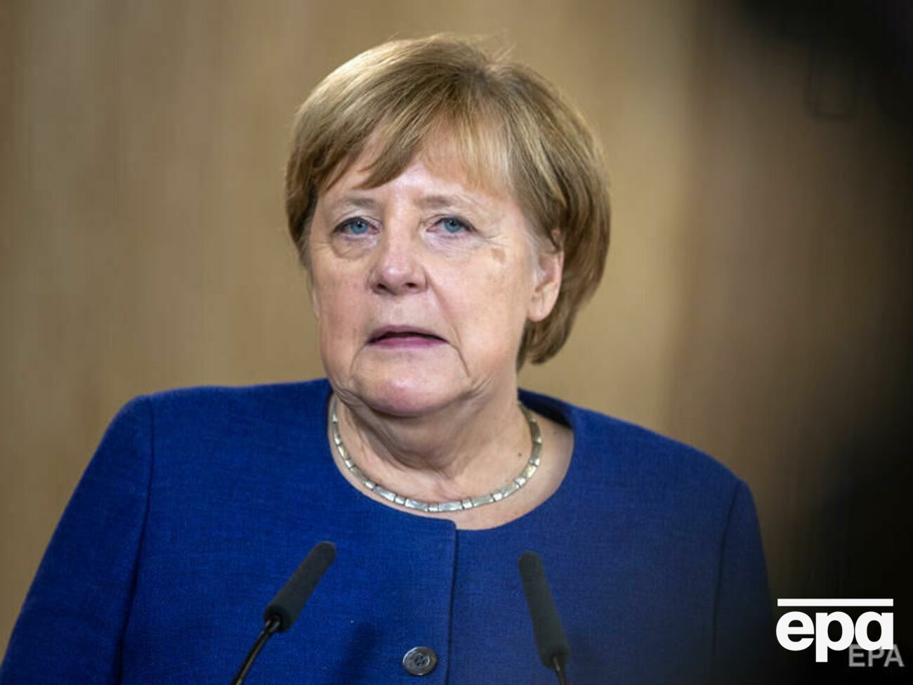 Меркель заявила, что ЕС должен объединиться вокруг вопроса мигрантов у своих границ и вокруг наращивания российских войск у границ с Украиной