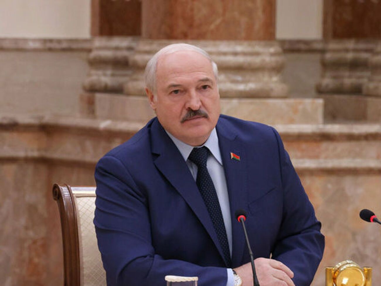 Лукашенко: Пусть европейцы заплатят. Тоже мерзавцы... Ни одной копейки сюда не поступило денег