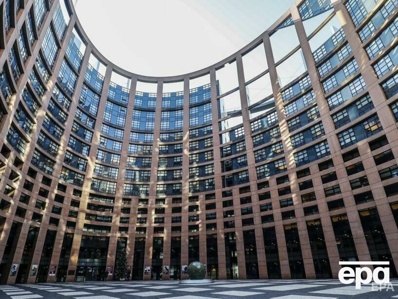 Резолюцию поддержали&nbsp;585 евродепутатов