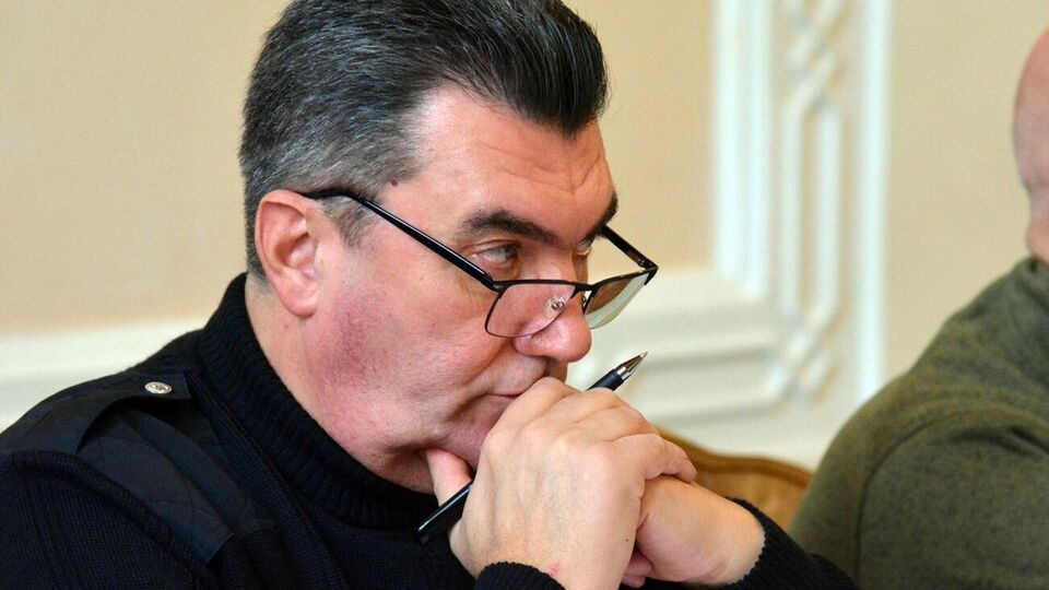 Данилов: Если Путин намерен напасть на Украину, прийти в Киев, то кто его, кроме ОПЗЖ, будет тут ждать?