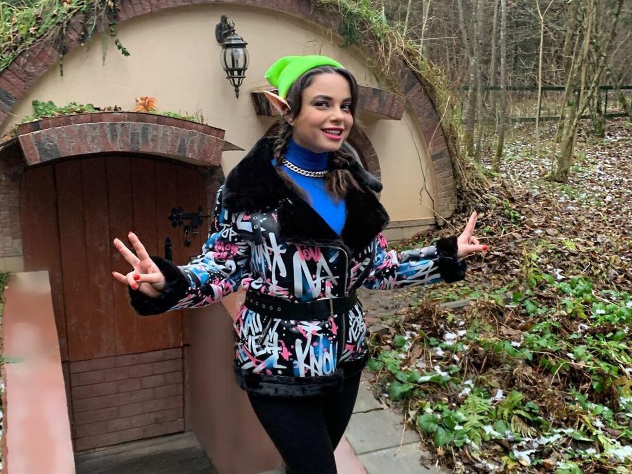 Корольова позначила публікацію хештегами "п'ятниця" та "листопад"