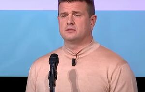 Бурба (на фото) заявил, что оставляет "интересные слова" в свой адрес на совести президента