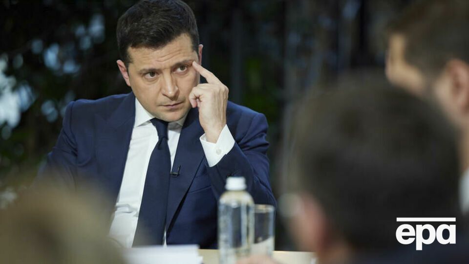 Зеленский подтвердил, что летал в резиденцию "Синегора" на вертолете ГСЧС