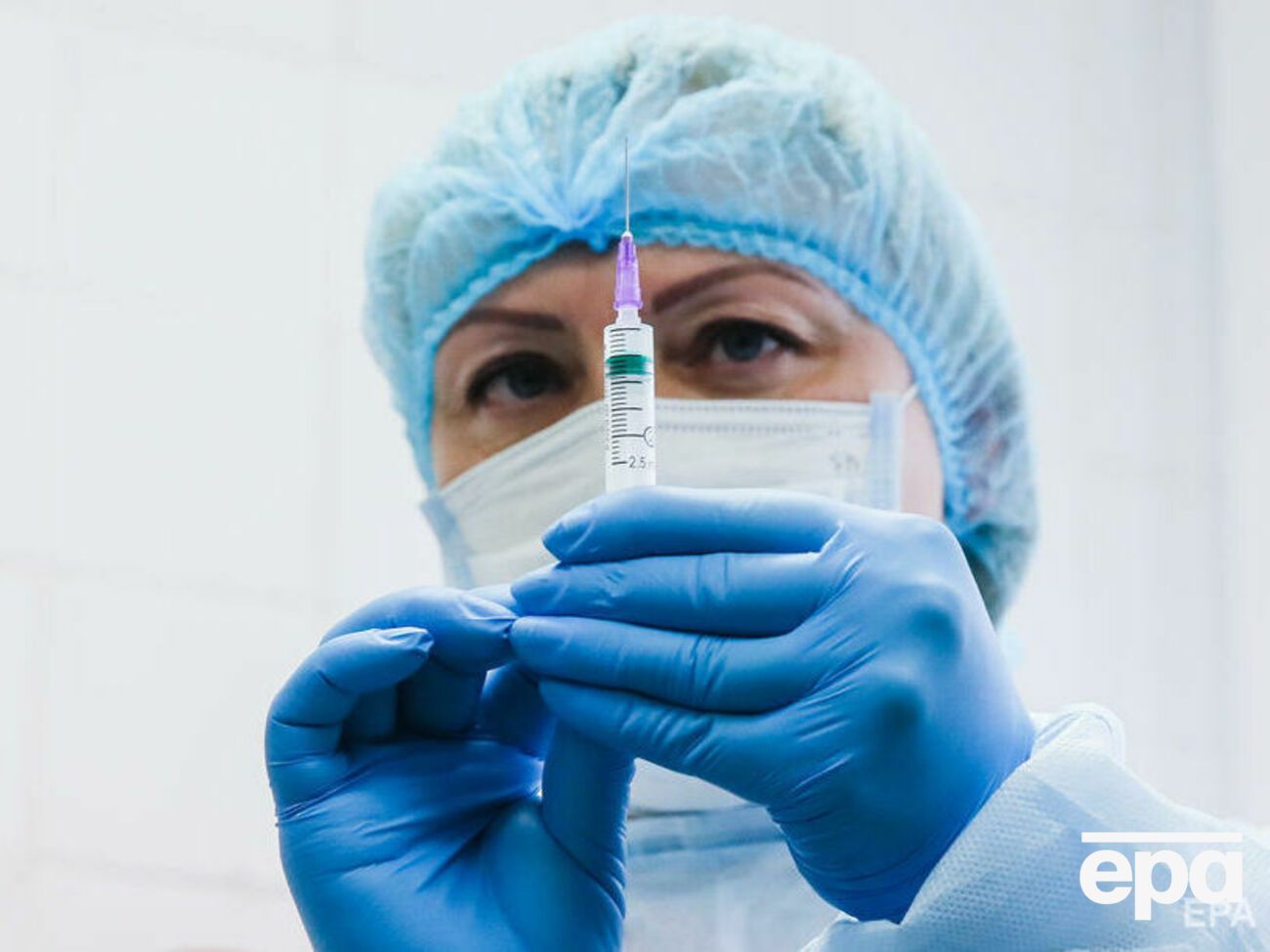 Первую дозу вакцины 27 ноября получили 43 353 человека
