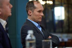 Уголовное производство возбуждено не против Бутусова, а по указанному в его публикации факту, отметили в ГБР