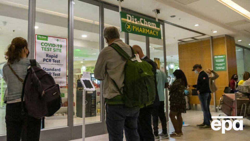 Новий варіант коронавірусу "Омікрон" виявили у ПАР 22 листопада