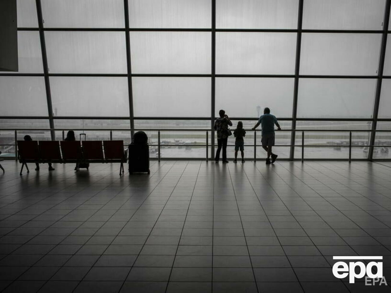 У инфицированных штаммом коронавируса "Омикрон" не наблюдалась потеря вкуса или обоняния, отметила врач из ЮАР &nbsp;