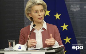 Biontech/Pfizer должен адаптировать свою вакцину к новому штамму коронавируса "Омикрон", отметила фон дер Ляйен