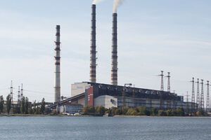 По разной информации, из-за взрыва пострадали четыре или пять человек