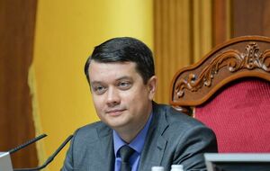 Об'єднання Разумкова, за інформацією ЗМІ, поставило під загрозу існування монобільшості в парламенті