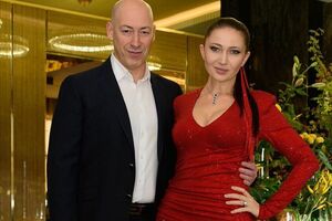 Бацман и Гордон поздравили Льва Гордона с 20-летием