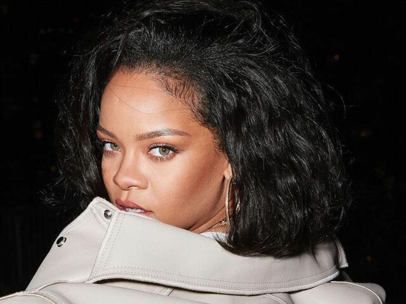 Летом 2021 года американский Forbes сообщил, что&nbsp;Рианна официально стала миллиардершей