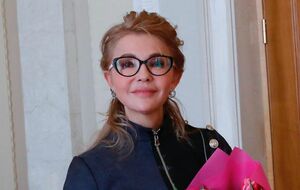 Тимошенко приехала в ВР в наряде от итальянского бренда