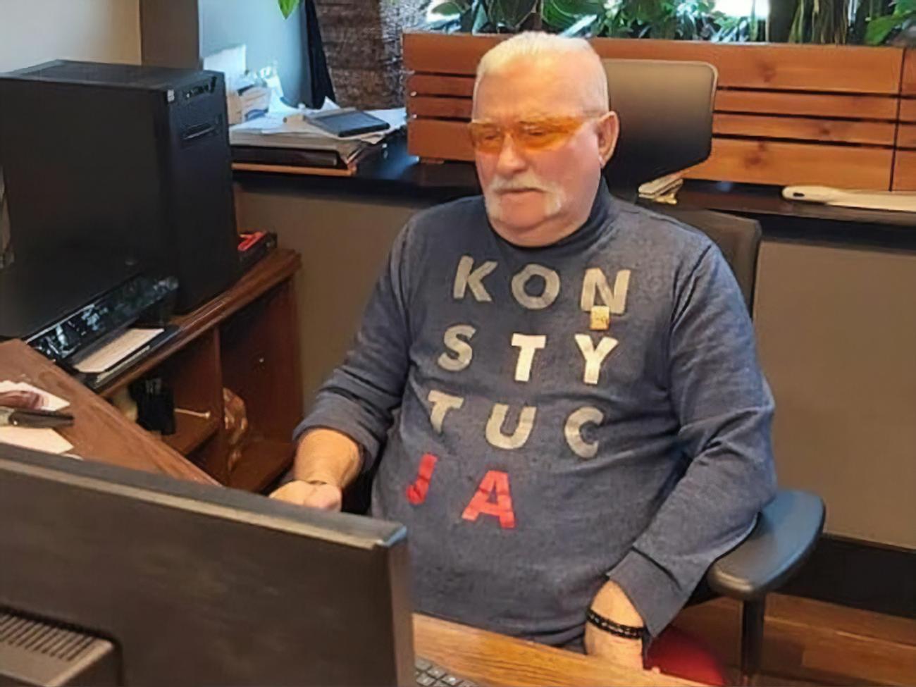 Лех Валенса отвергает обвинения в сотрудничестве со спецслужбами ПНР