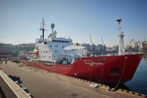 Британский ледокол получил в Украине новое имя – "Ноосфера"