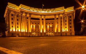 В МИД сообщили, что обстоятельства авиакатастрофы выясняются