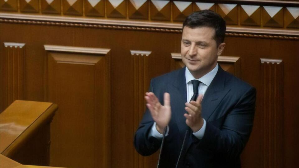 Зеленський (на фото) буде присутнім на ранковому пленарному засіданні Ради, зазначив Гетьманцев