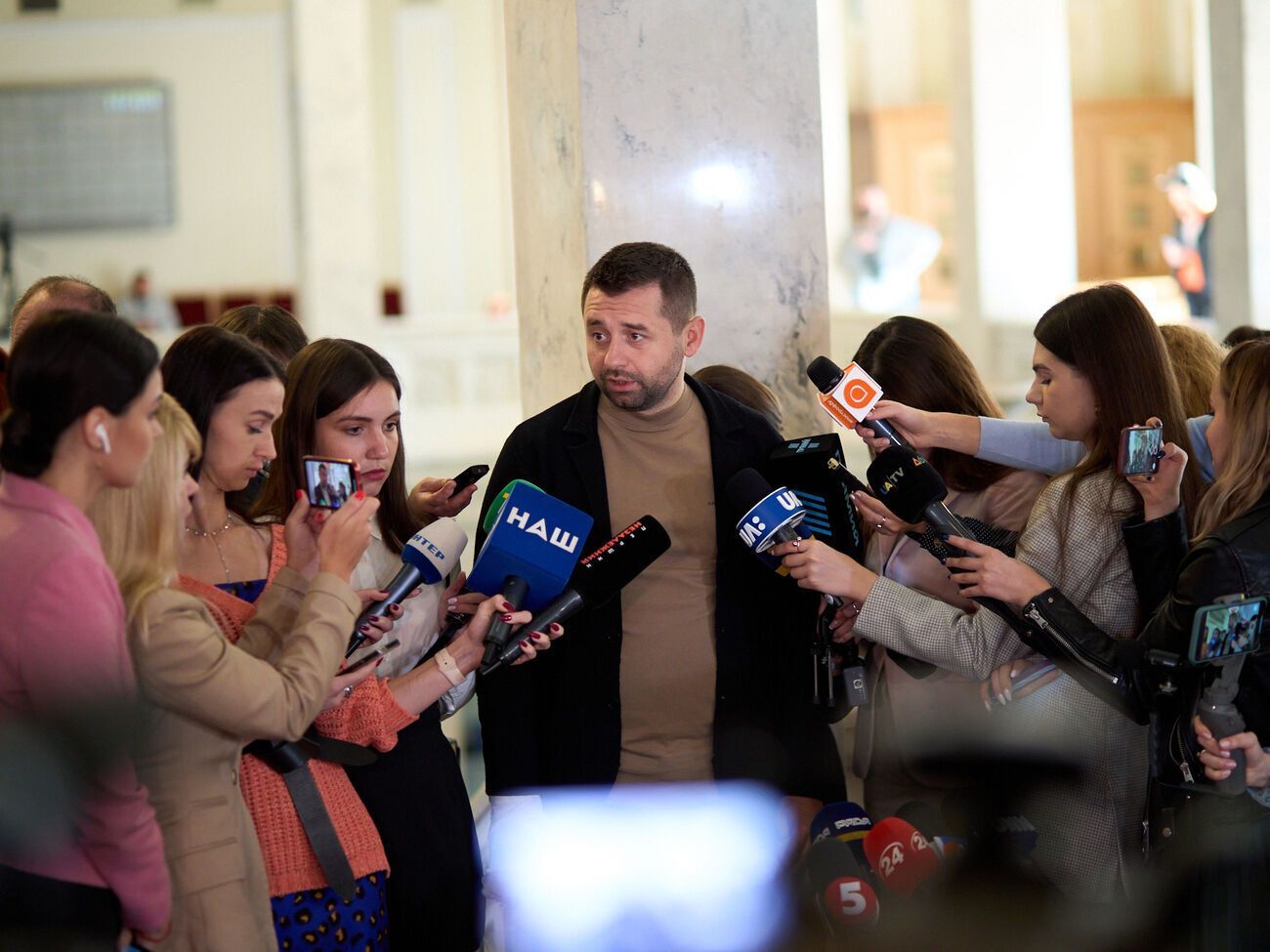 Арахамія повідомив, що не встигає провести всі законопроєкти у Раді
