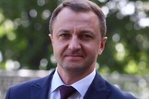 Кремінь повідомив, що підписав десятки звернень до керівників місцевих органів держвлади із проханням перейменувати населені пункти