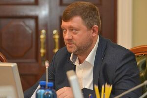 За словами першого віцеспікера ВР Олександра Корнієнка, першого грудня до Києва звозитимуть людей для участі в держперевороті