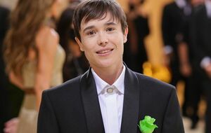 В декабре 2020-го актриса Эллен Пейдж совершила каминг-аут, попросив называть ее мужским именем Эллиот