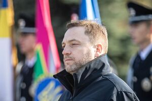 Правоохоронці "з повагою ставляться до виявлення громадянської позиції та очікують поваги до себе", зазначив Монастирський