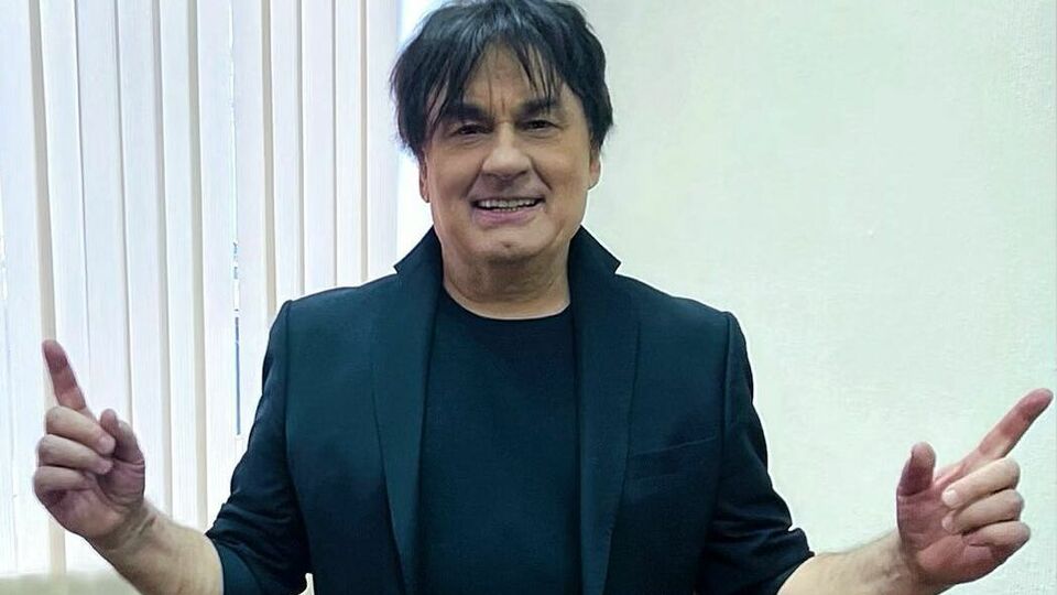 Сєрова госпіталізували на початку жовтня, у лікарні він провів більше ніж місяць