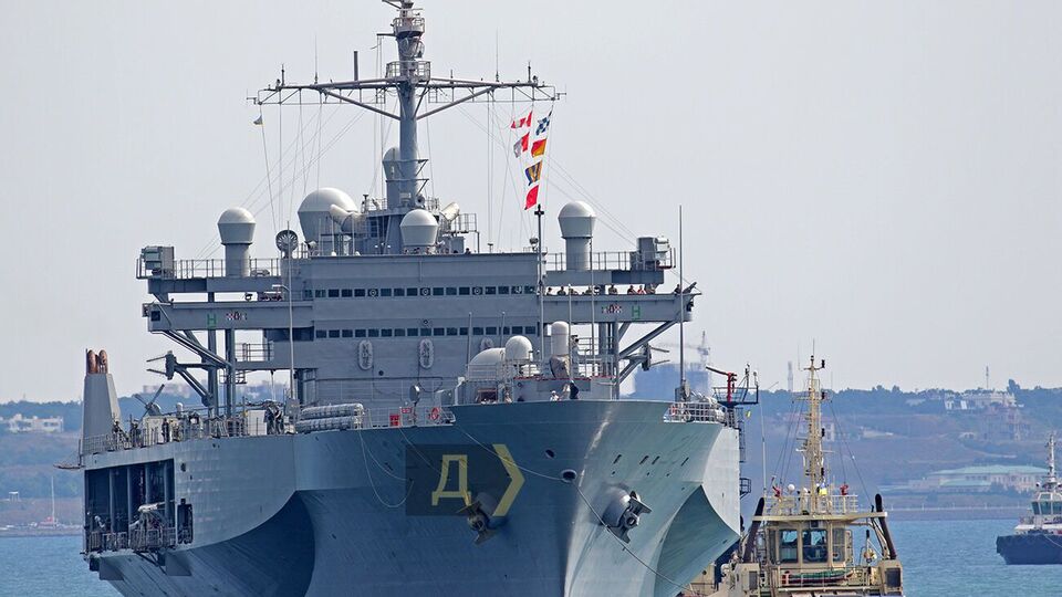 Корабль проведет в Черном море совместные операции с силами НАТО