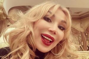 Маша Распутина выложила новое видео в соцсеть