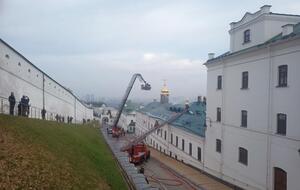 Пожежа виникла у двоповерховій будівлі корпусу №68 на вулиці Лаврській