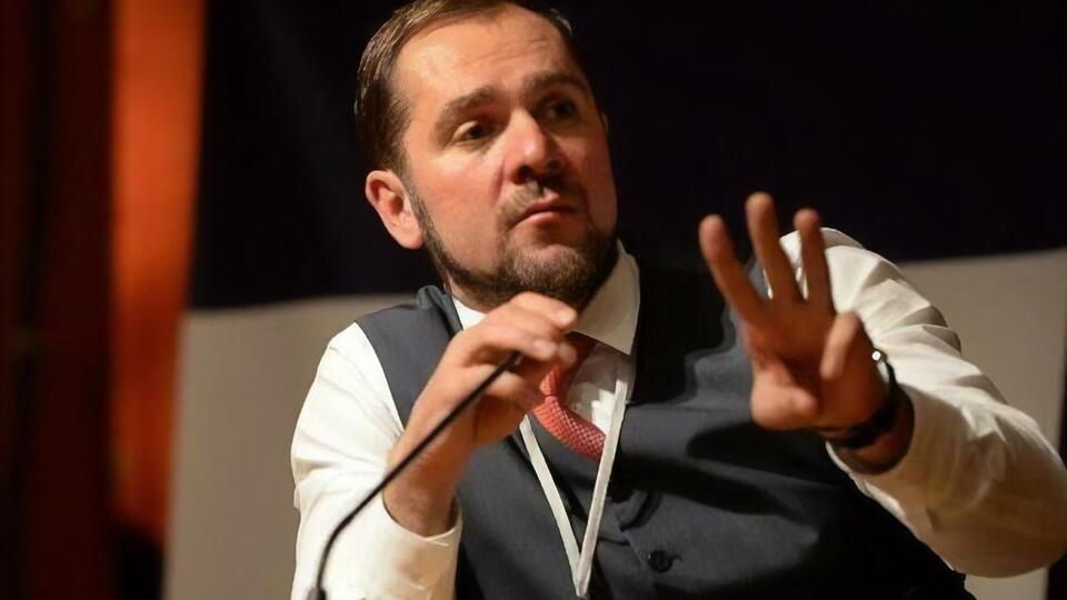 Тарас Ламах: Заставу призначають, зважаючи на розмір квартир, які належать друзям та заочним знайомим