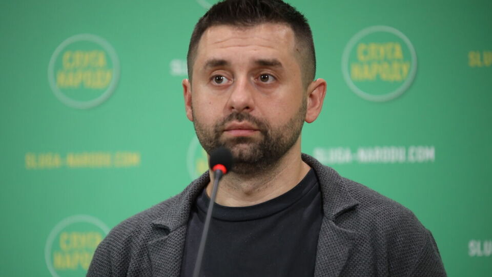Арахамія сказав, що багато нардепів не захотіли розкривати інформацію про вакцинацію