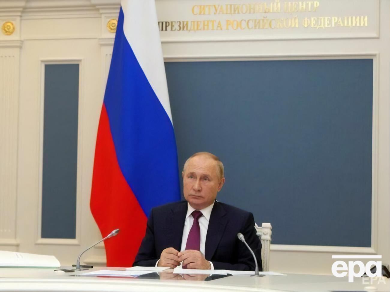 Путін на початку правління хотів, щоб Росію запросили до НАТО, каже колишній генеральний секретар Альянсу