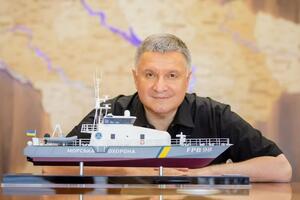 Аваков: Ми могли з Порошенком розмовляти дуже спокійно. Він міг влаштовувати якісь політичні кроки, провокації. Ми потім розмовляли, один на одного уважно дивилися