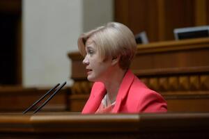 Разумков "на минимальной независимости" держал баланс в парламенте, отметила Геращенко