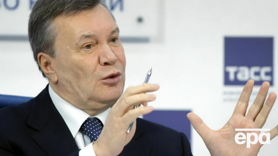 Янукович 2014 року втік з України