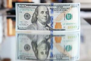 Валютні надходження на користь уряду у вересні становили $1,144 млрд