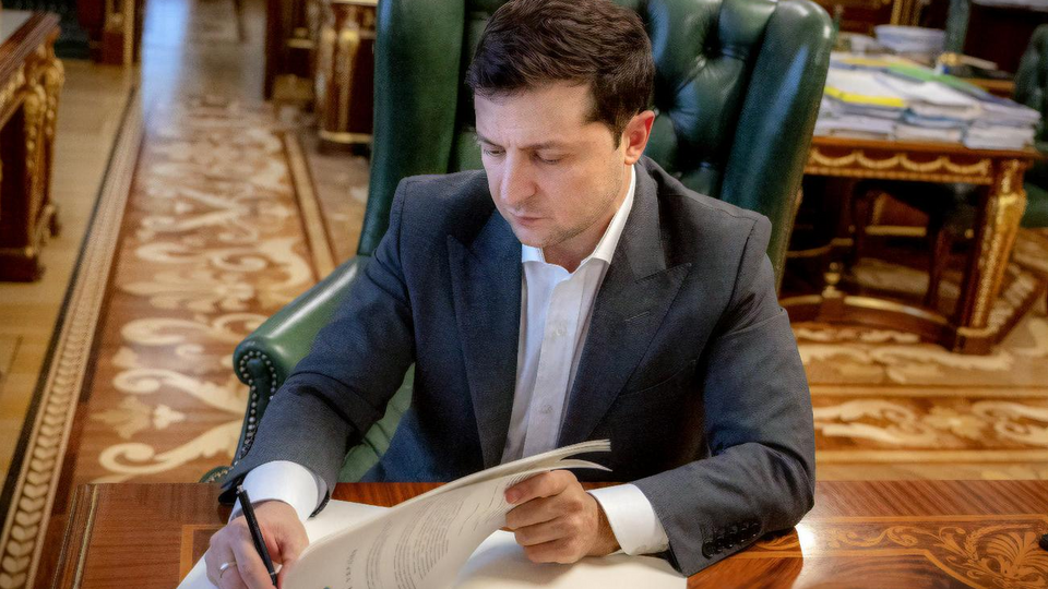Зеленський: В усіх успішних країнах Європи немає такої гілки влади, як олігархи