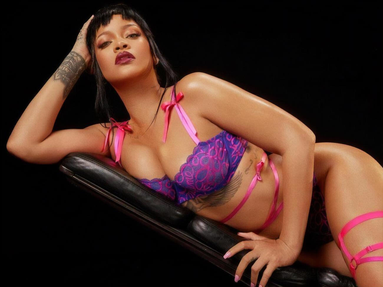 4 серпня 2021 року американський Forbes повідомив, що Ріанна офіційно стала мільярдеркою &nbsp;