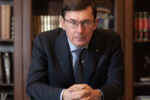 За половину каденції Зеленський влаштував кадровий балаган. А ми ще дивуємося, що вони забули купити газ, вугілля та кисень