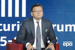 Кулеба: Россия продолжает шантажировать Европу
