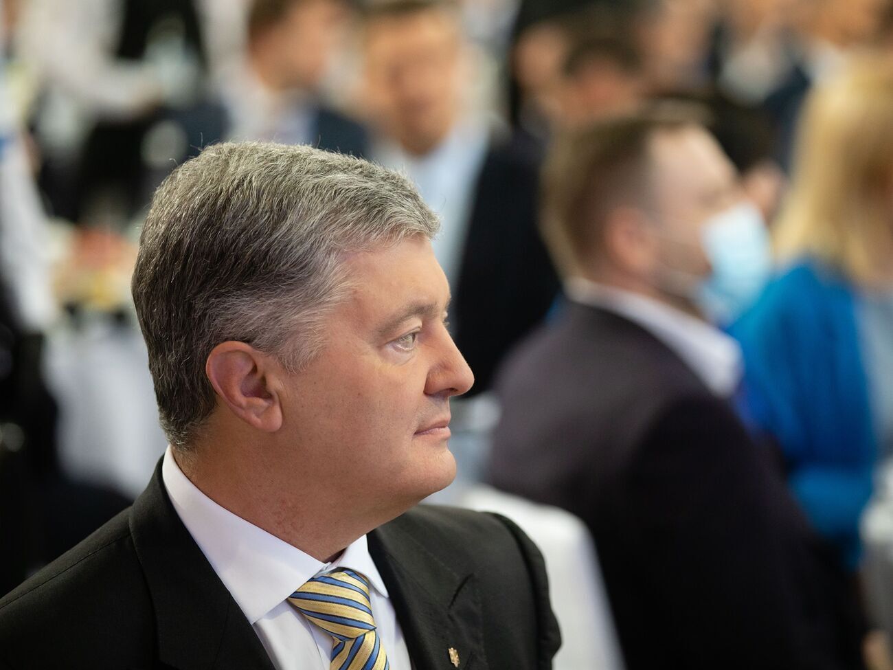 Порошенко сказав, що 40 кримінальних проваджень щодо нього закрили, оскільки вони були "божевільними"