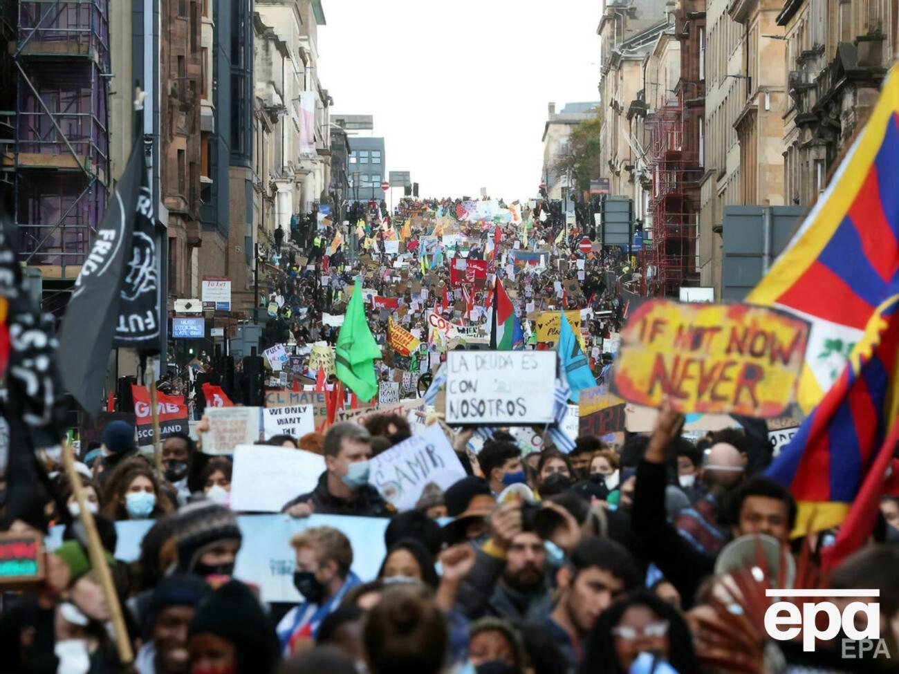 Число участников акции оценивают в 10 тыс.