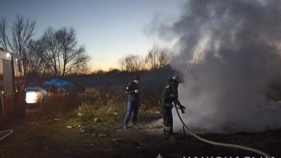Пожежа сталася біля озера