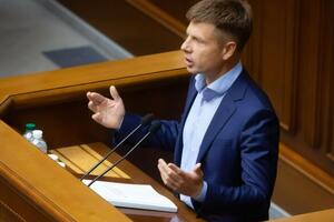 Олексій Гончаренко: Почалася зе-олігархізація, кінець епохи бідності настав... для Коломойського