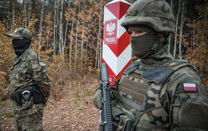 У Польщі щодня запобігають сотням спроб незаконного перетину кордону з Білоруссю, зазначили в прикордонній службі країни