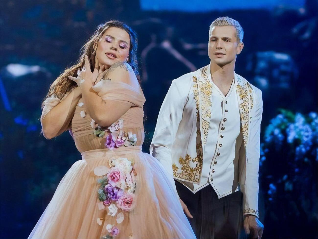 Співачка Олександра Заріцька і танцюрист Юрій Мєшков під час участі в шоу кілька разів натякали, що між ними зав'язалися не лише партнерські та дружні стосунки