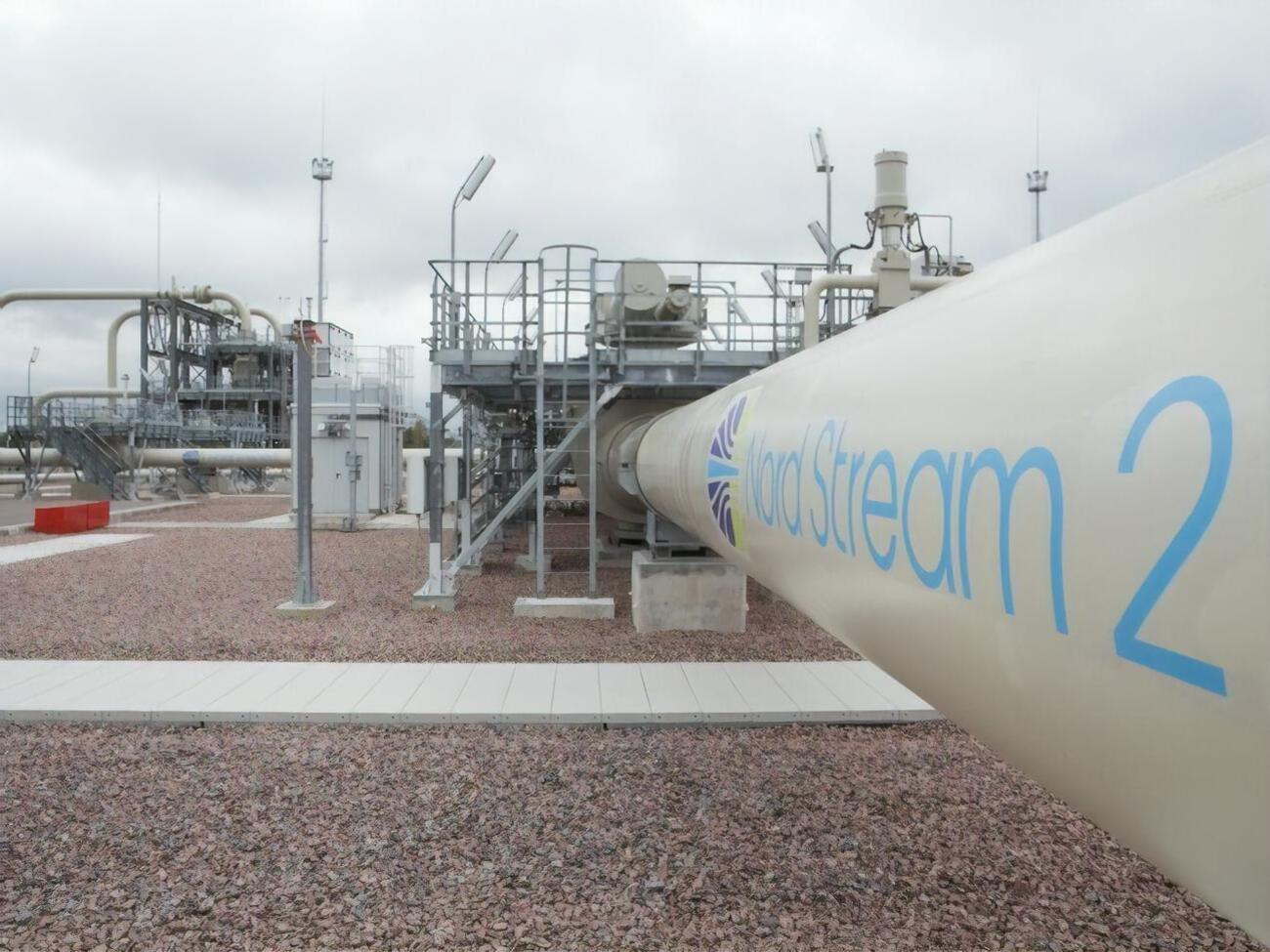 Будівництво газогону, який має зв'язати Росію з Німеччиною дном Балтійського моря в обхід України, завершено