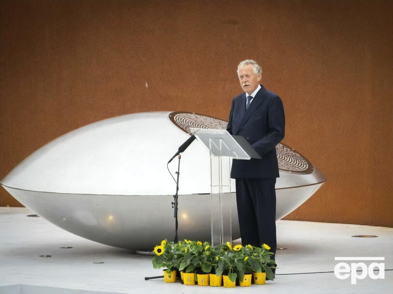 Плуг потерял в авиакатастрофе брата, невестку и племянника