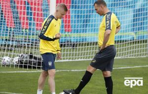 Шевченко (справа) хочет видеть в "Дженоа" Зинченко (слева)